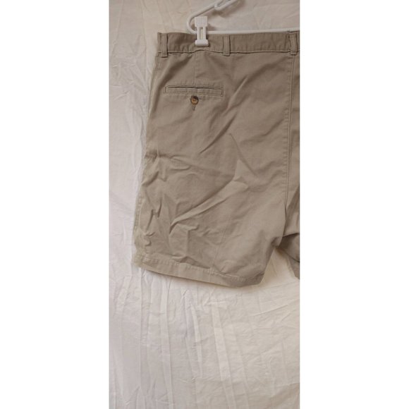 Wrangler Timbercreek Mens 46 Beige Khaki Chino Comfort Front Pleated Shorts - Picture 10 of 13